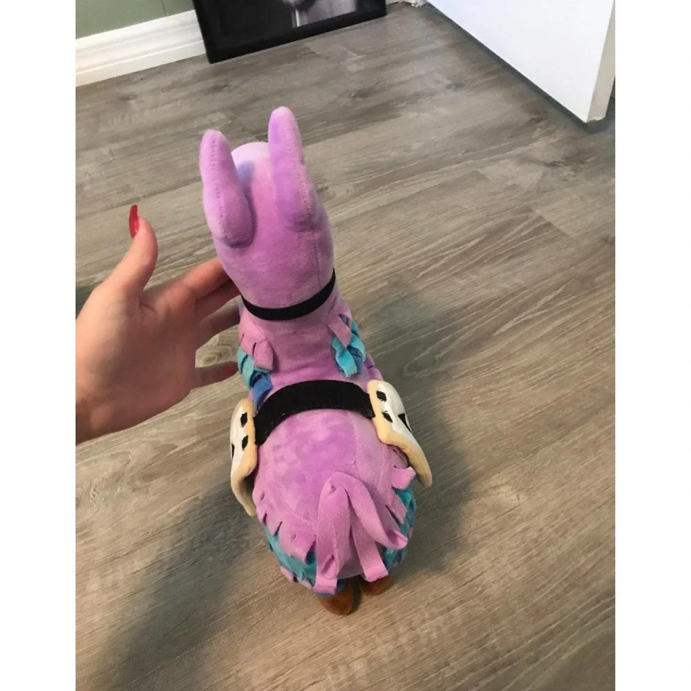 Fortnite loot pinata plush